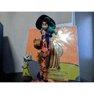 The PUMPKIN WITCH Happy HallowQueens Sideshow Collectibles Statue 1625/2500